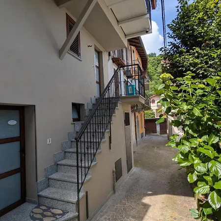 Semesterbostad Casa Nicolo Vista Stresa